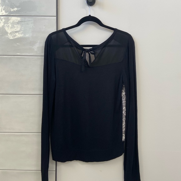 Sweater - Picture 3 of 3